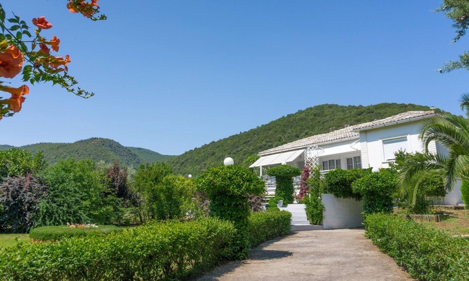 Gomati Maison | Grande maison de campagne | 10 'à la plage | Grand jardin