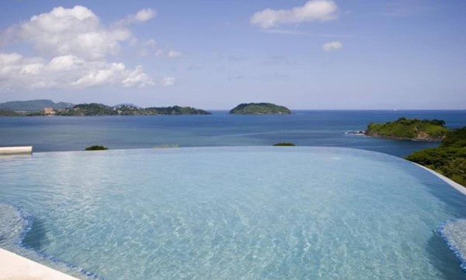 Potrero Maison | Big Hillside Villa in Potrero With Pool and Panoramic Ocean Views