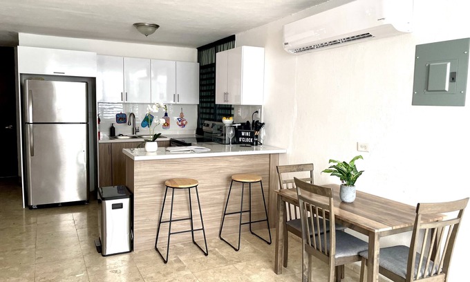 Rio Jueyes Maison | Big House in Salinas by the Beach, Relaxing, & Family Friendly!
