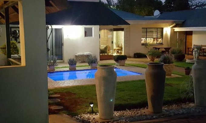 Brits Maison | Big Tree Guesthouse Brits
