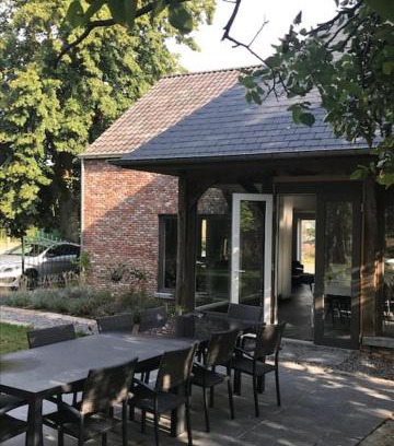 Neeroeteren Maison | Bij de lindeboom