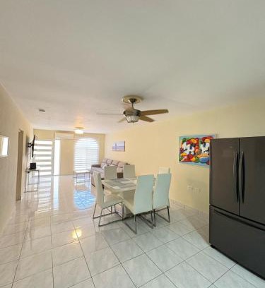 Paradera Maison | Bijou Villa Bloemond- 3BR-2BTH-pool Studio