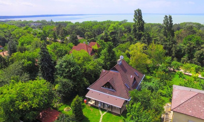 Balatonakarattya Maison | Biker Holiday Home