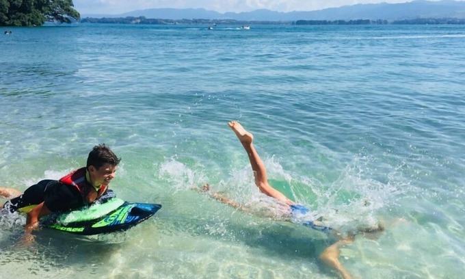 Bowentown Maison | Bas de bikini sur le boulevard, Waihi Beach