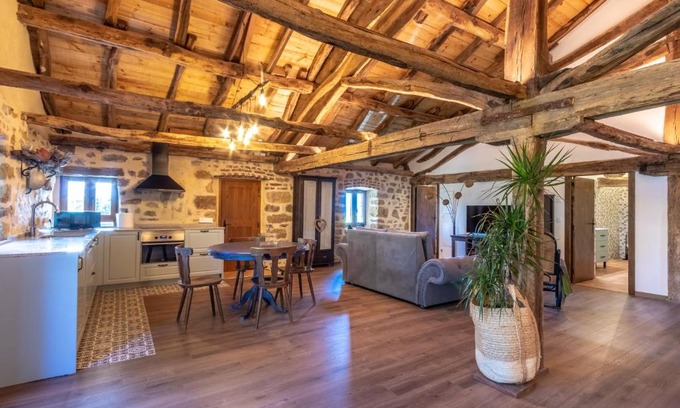 Erandio Appartement | Bilbao Nature with parking by Aston Rentals