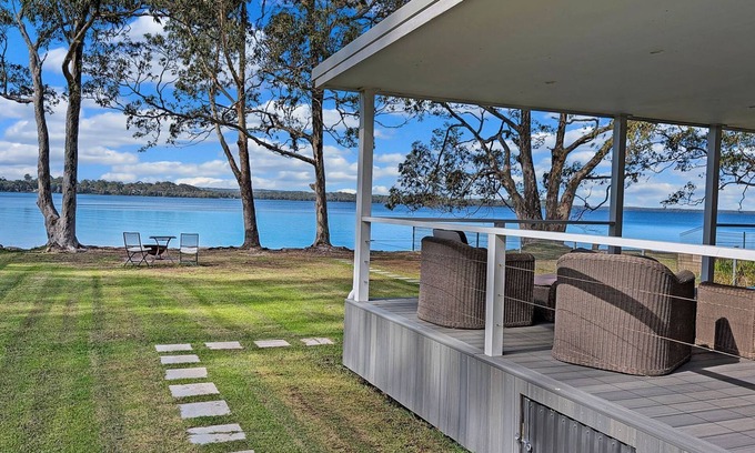 St. Georges Basin Maison | Billyz Basin by Experience Jervis Bay