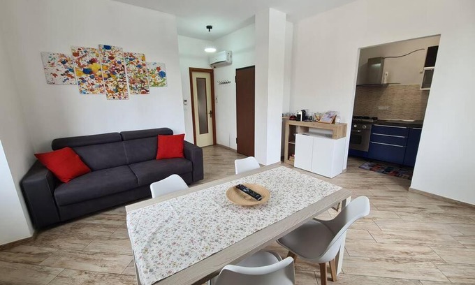 Leini Appartement | Bilocale Centralissimo
