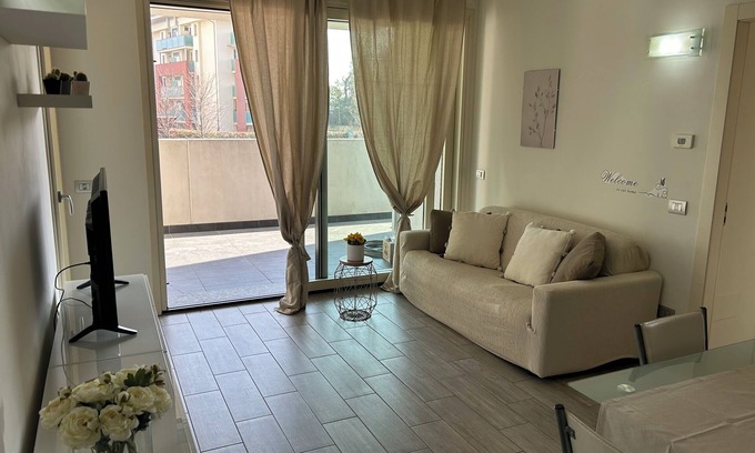 Lissone Appartement | Bilocale Stazione Lissone 5 min dal Parco di Monza Treno per Milano Como Fiera