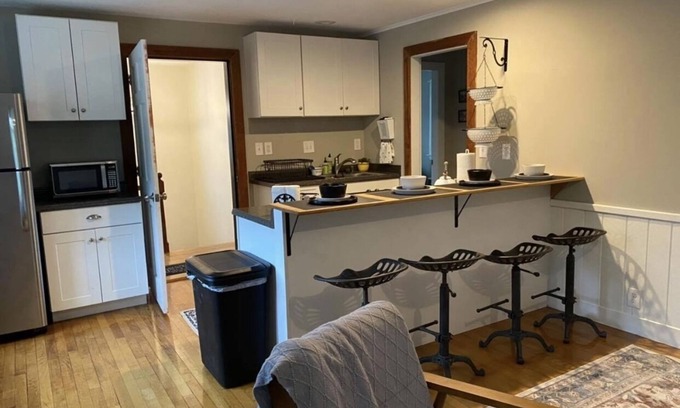 Sanbornton Maison | Birch Rise Farm ~ Farm Stay