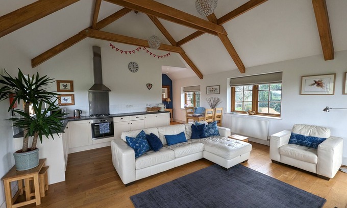 Llanvair Kilgeddin Maison | Birch Tree Barn Abergavenny ... Sur la frontière des Brecon Beacons