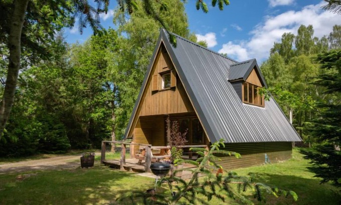 Beauly Maison | Birchwood Cottage by Interhome