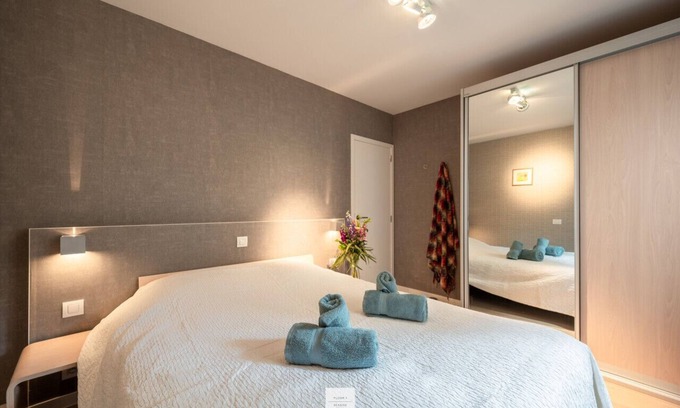 Heist Appartement | Bistro Floor, perfect location to discover the coastline