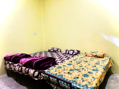Naini Maison | Bk 2 Y
