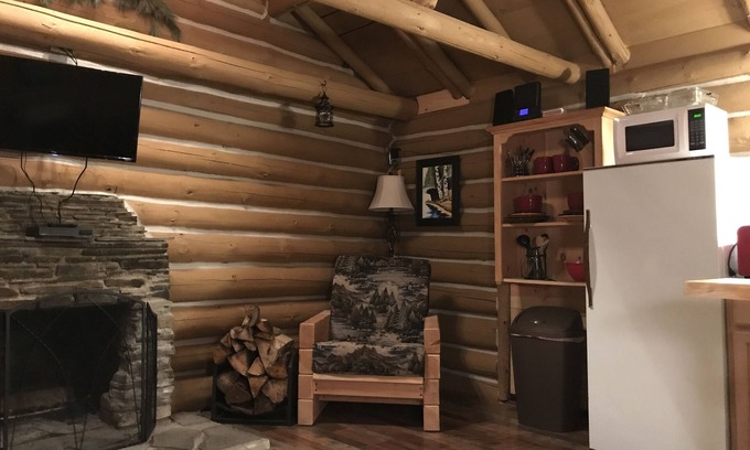 Glenfield Cabine | Black Bear Lodge Cabane rustique en rondins