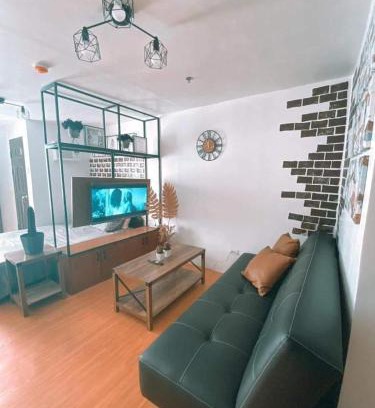 Marilao Appartement | Black & Bold - 1BR Condo 50mbpsWIFI near SM Marilao