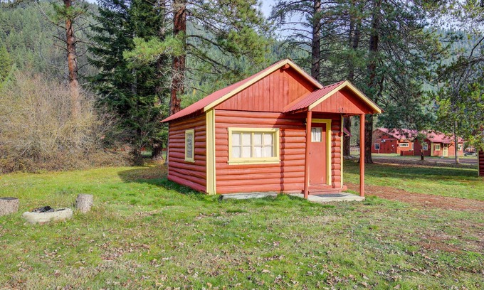 De Borgia Appartement | Black Diamond Guest Ranch Studio: Hike & Fish