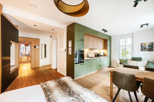 Koenigsfeld im Schwarzwald Appartement | Black Forest Luxury Apartment Waldglück mit Sauna