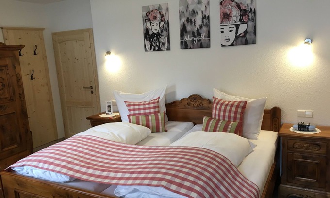 Loffingen Appartement | Chambre double Forêt Noire