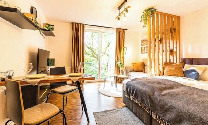 Detmold Appartement | Black Mirror (incl. Netflix)