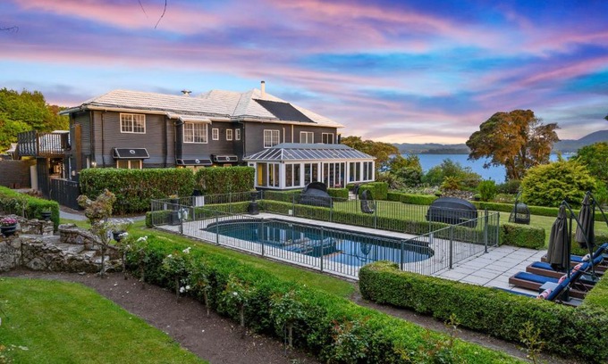Kawaha Point Hôtel | Black Swan Lakeside Boutique Hotel