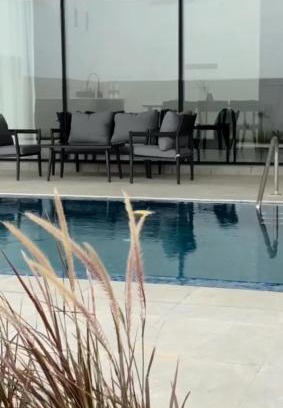 Al Hadd Villa | Black Swan Villa