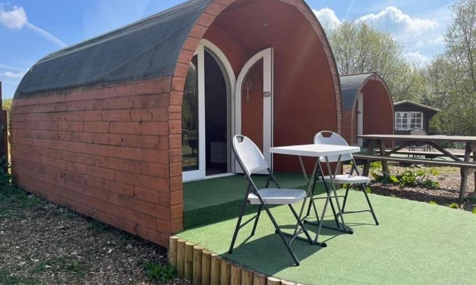 Hulland Ward Autre | Blackbrook lodge Camping pods