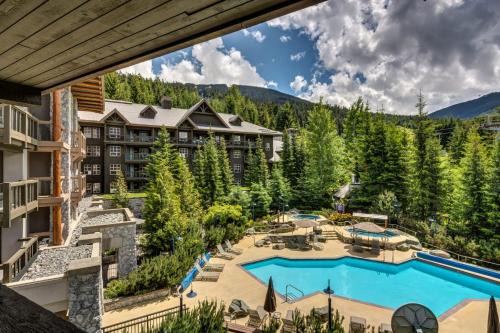 Upper Village Hôtel | Blackcomb Springs Suites by CLIQUE