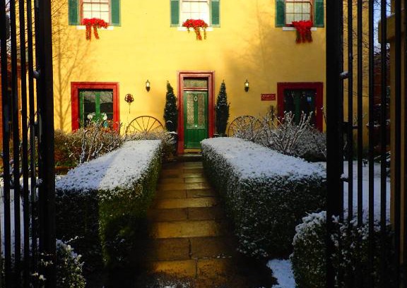 Deloraine Lit Et Petit-Déjeuner | Blakes Manor Self Contained Heritage Accommodation