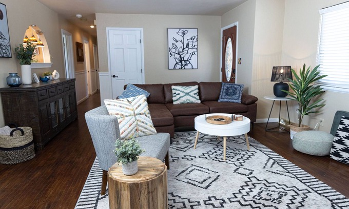Alamosa Maison | Blanca Vista Escape-2 Minutes from Alamosa *Free Hot Springs Admission Included*