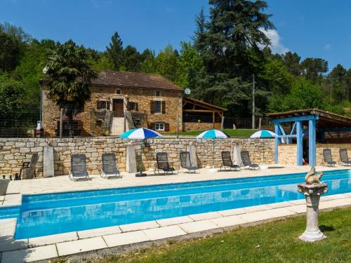 Blanquefort-sur-Briolance Maison | Blanquefort Hill Retreat