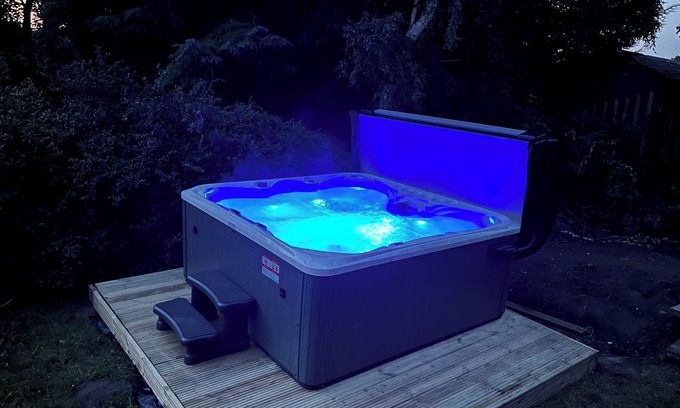 Blaydon on Tyne Maison | BlaydonBurn - Sleeps 6 - Parking - Garden - HotTub