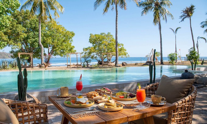 P. Gili Asahan Hôtel | Bleu MATHIS Gili Asahan
