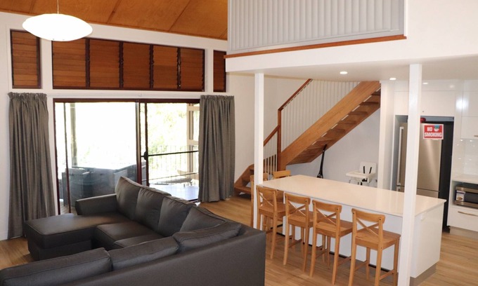 Fraser Island Villa | Banksia Blissful 534 vue sur l'océan, 3 chambres, 2 salles de bains, 2 ponts à Kingfisher Bay