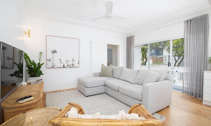 Merewether Maison | Blissful Merewether Beach Cottage - A Coastal Gem