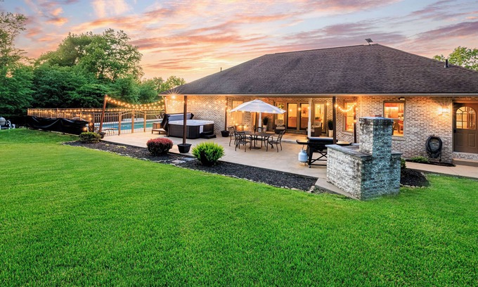 Brockton Maison | Blissful Mountain Getaway