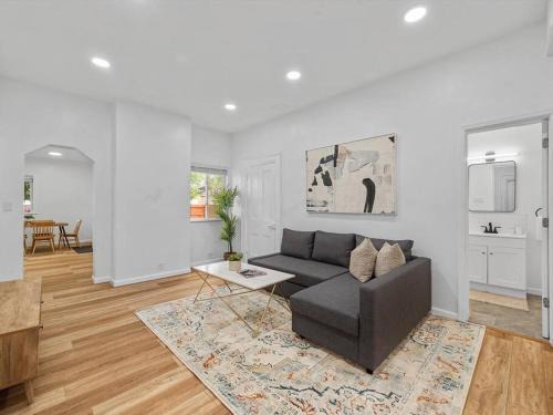 Bloomfield Appartement | Bloomfield, Shadyside !2 Modern and Spacious Two Bedroom Apt with Free Parking