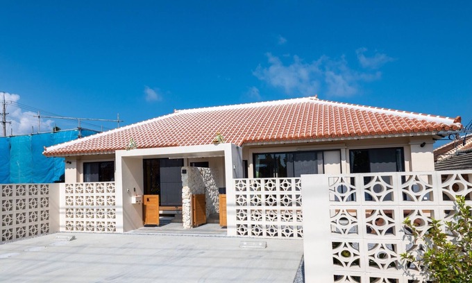 Sumuide Maison | Blu Newly built Red tile house Beach 40 seconds / Nago Okinawa