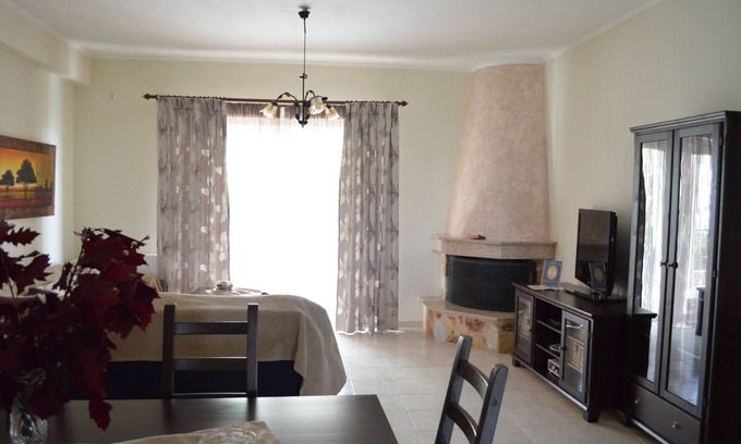 Egira Appartement | Blue Ark Aigeira Flat & Studio