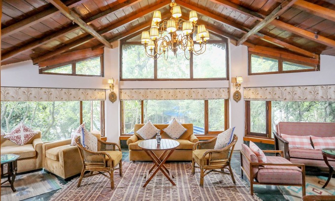 Nainital Hôtel | Blue Book at Gethia