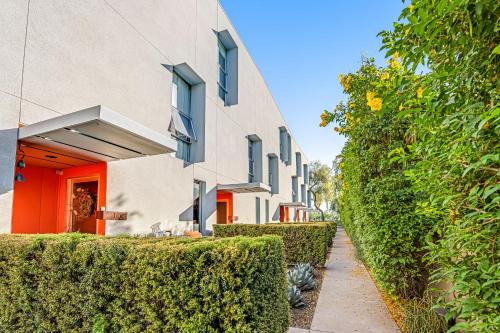 Security Acres Maison | Blue Cactus Getaway