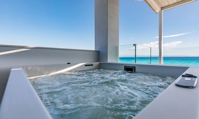 Pefkochori Hôtel | Blue Carpet Luxury Suites