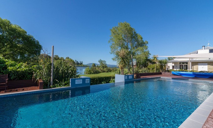 Okere Falls Cottage | Blue Heron Lodge - Hamurana Maison de vacances