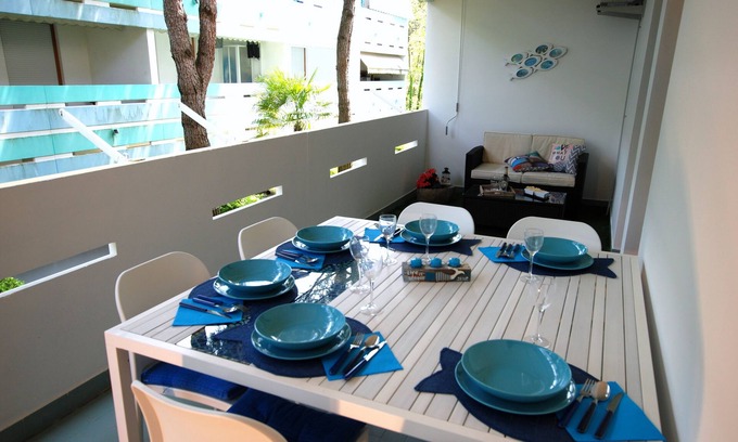 Bibione Pineda Appartement | MAISON BLEUE - 50 mètres de la plage et de la piste cyclable