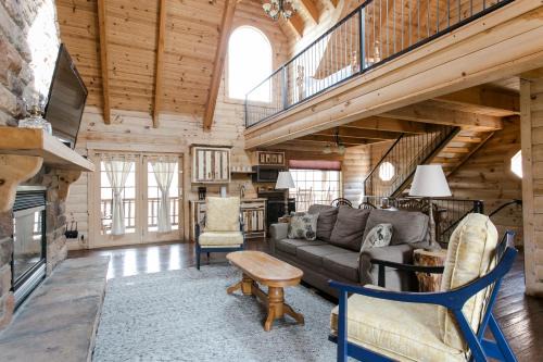 Millersburg Maison | Blue Jays Nest Cabin by Amish Country Lodging