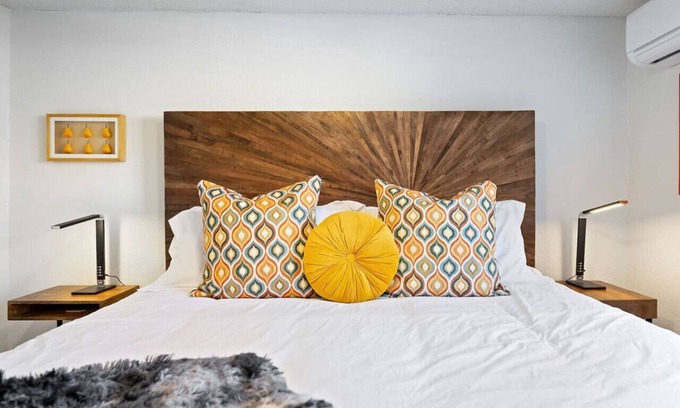 Englewood Appartement | Blue Moon Extended stays w/Casper Mattress