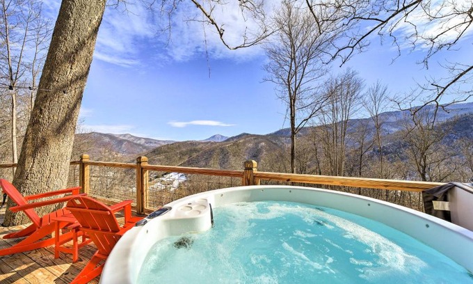 Canton Maison | Blue Sky Cottage Romantic Retreat with Mtn Views!