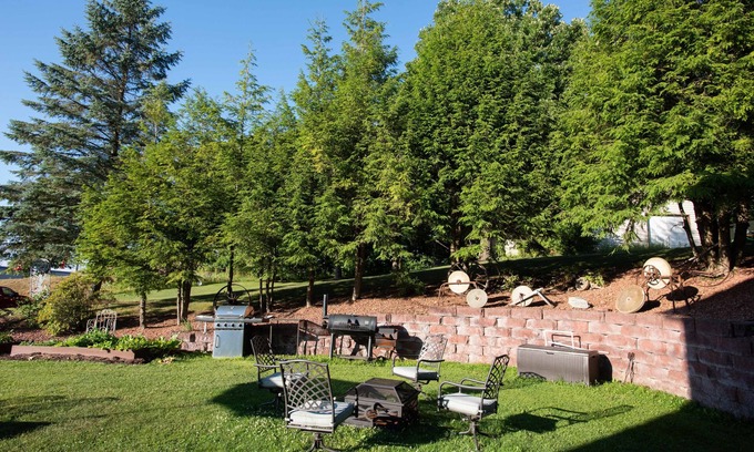 Massena Hôtel | Blue Spruce Motel
