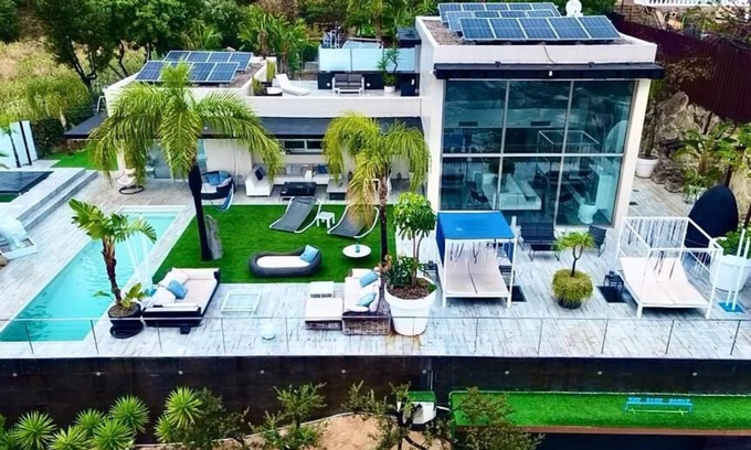 Mas Ram Villa | Blue Villa Barcelona