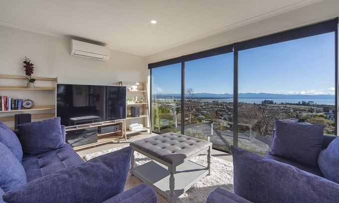 Tahunanui Maison | Blue Water Views - Modern, Sun-filled & Offers Fantastic Views over Tasman Bay.