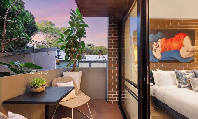Petersham Appartement | Blue Willow Cosy Hideaway with Everyday Comfort